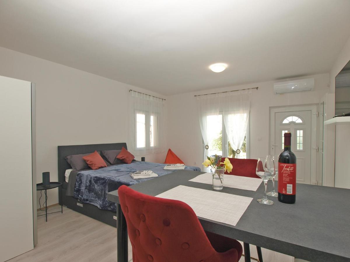 Apartment Florinda 2091 Pula Exterior foto